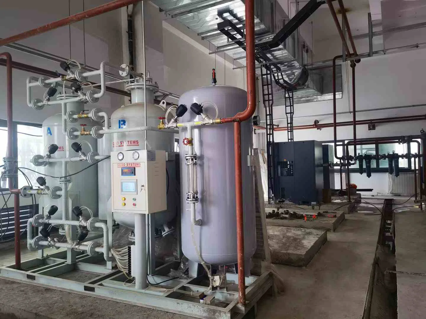 De ce mai multe industrii trec de la furnizarea de azot lichid la sistemele generatoare de azot PSA la fața locului